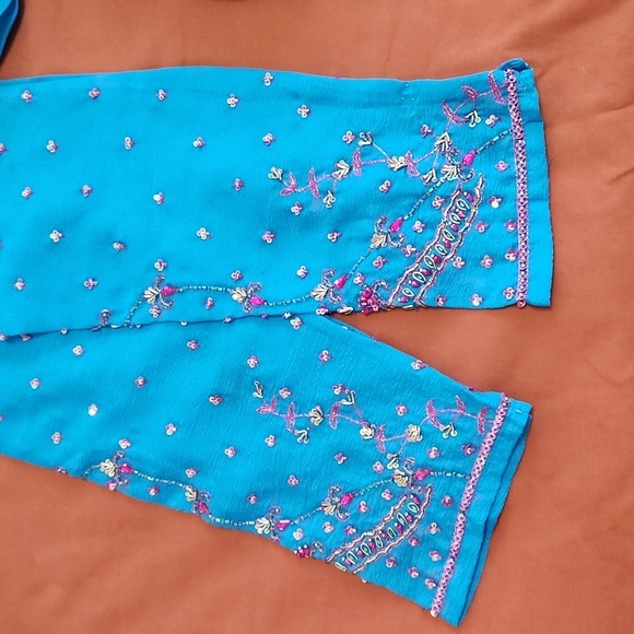 Indian wear party suit(3-piece) - Picture 3 of 6